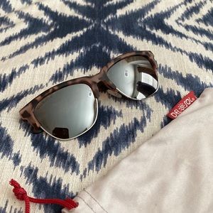 Del Sol Solize Heat Wave sunglasses
